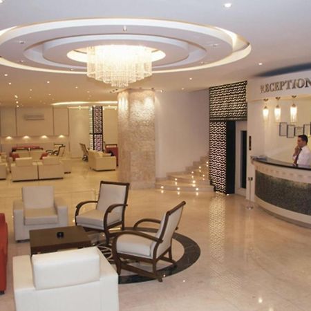 Esat Hotel 쿠사다시 외부 사진