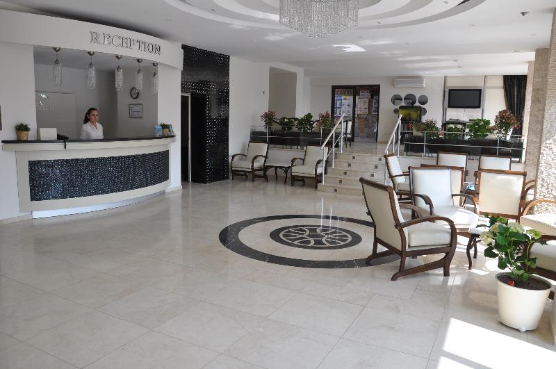Esat Hotel 쿠사다시 외부 사진