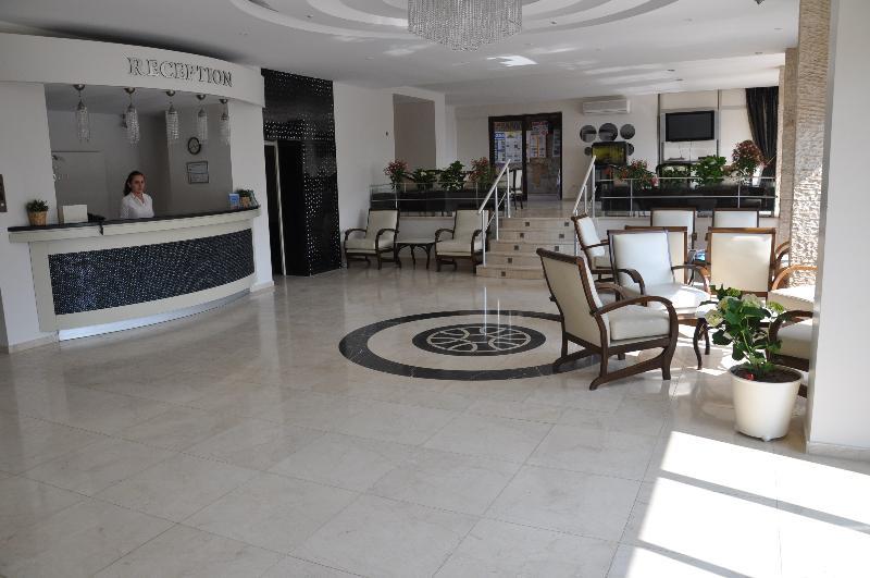 Esat Hotel 쿠사다시 외부 사진