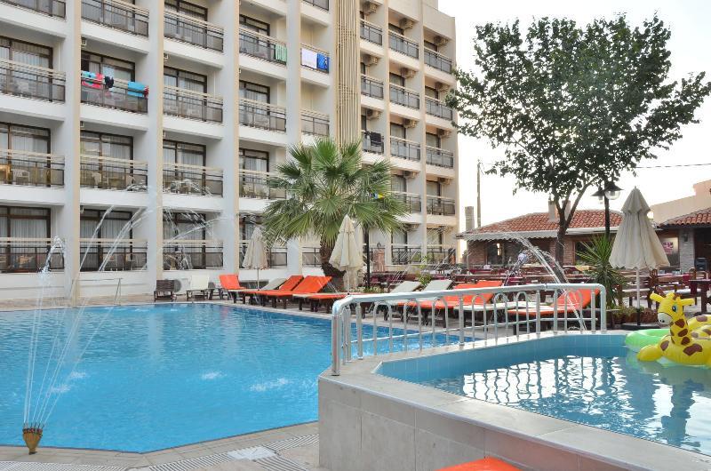 Esat Hotel 쿠사다시 외부 사진